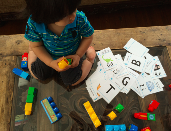 Stage-2-bilingual-educational-subscription-box-child-playing